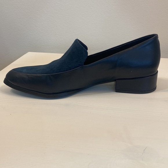 Lord & Taylor Leather Pointed Heeled Loafers - Picture 4 of 13